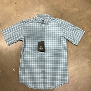 Ariat Men’s Light Blue & White Plaid Short Sleeve Button-Down Shirt